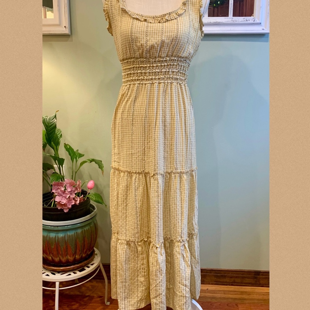 Max Studio Yellow Maxi Dress. Sz Small.